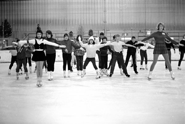 1964 - Figure skating clinic